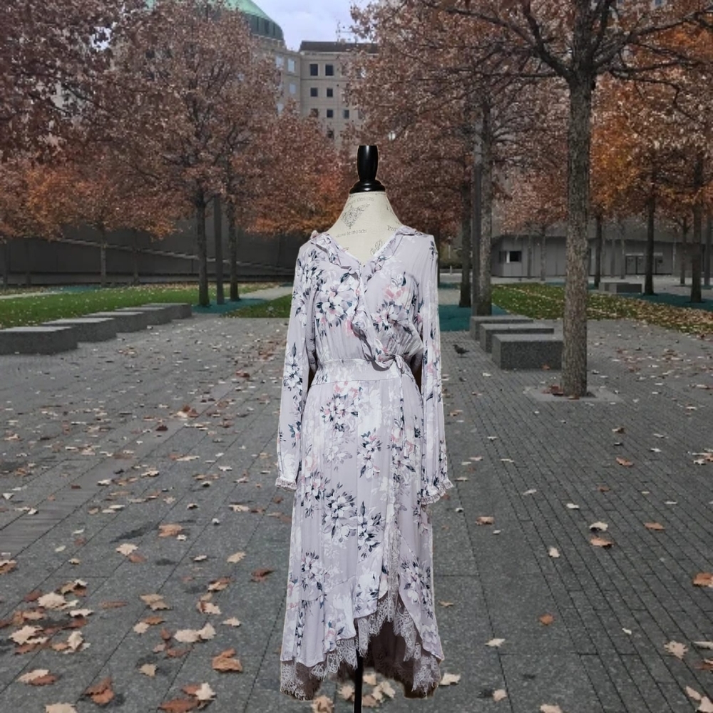 Lilac Dress size L Brand American Rag Cie.